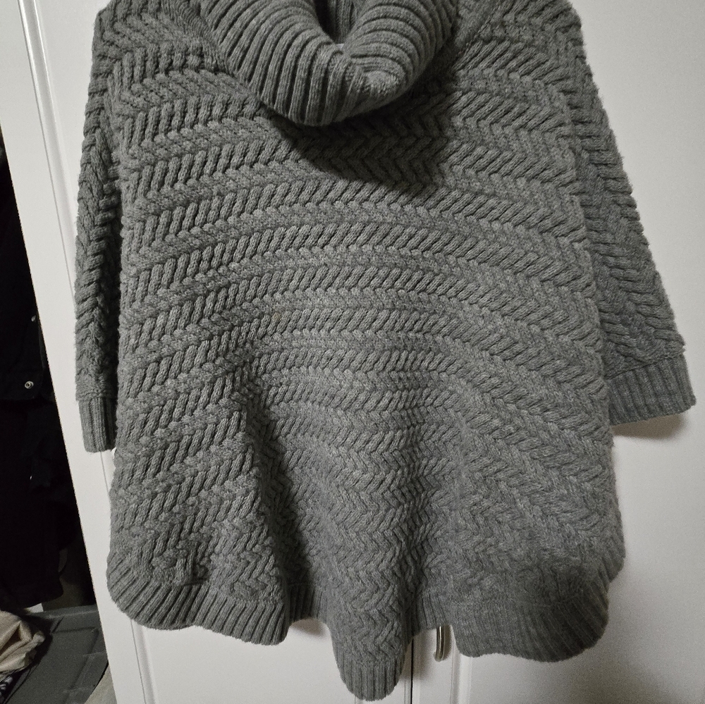 Lole poncho